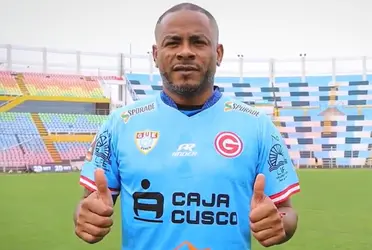 El delantero peruano seguirá su carrera en la Liga 1 y ya se mudó a Cusco
