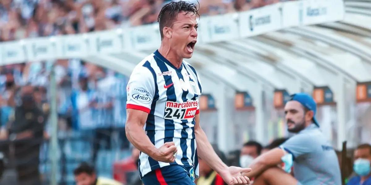 Llegó para marcar la diferencia con Alianza Lima, pero con Guillermo Salas no ha tenido minutos