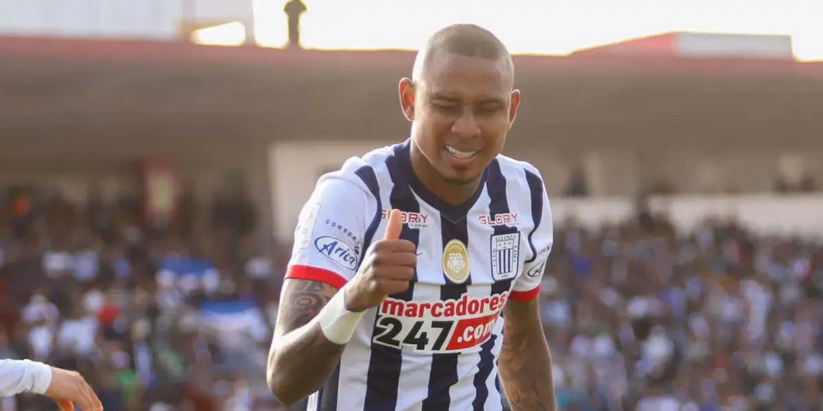 El futbolista colombiano cumplió su ciclo en el equipo blanquiazul 