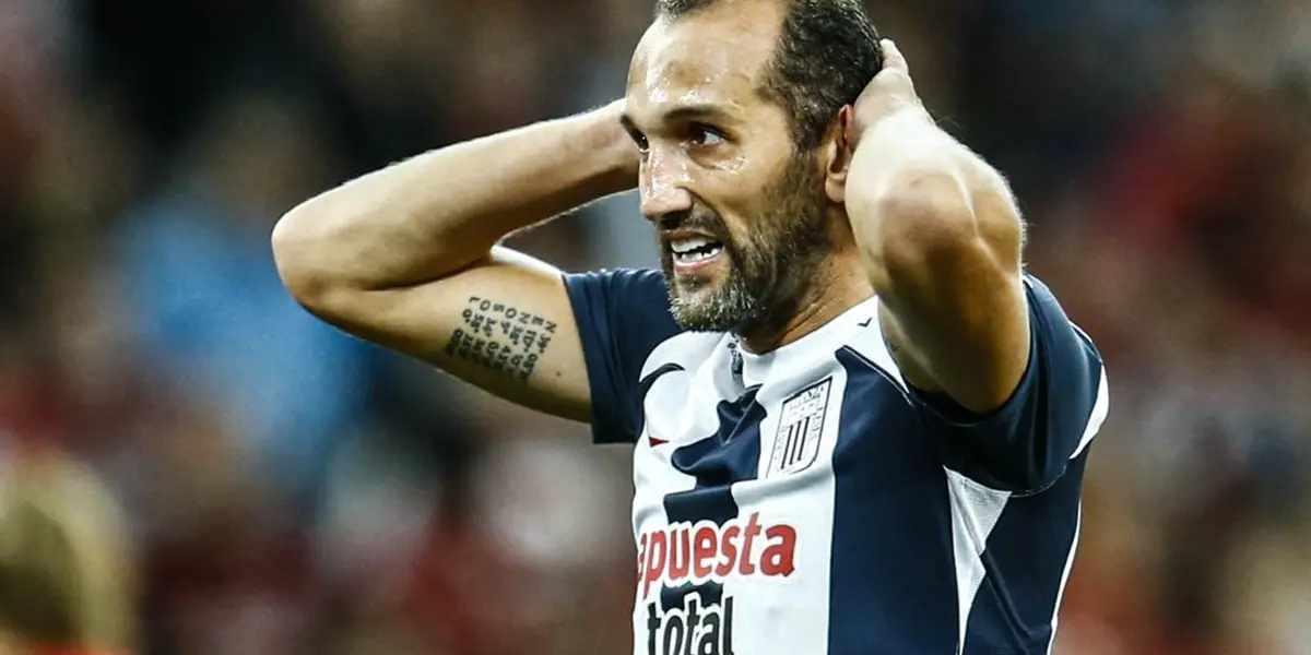 Hernán Barcos con la camiseta de Alianza Lima