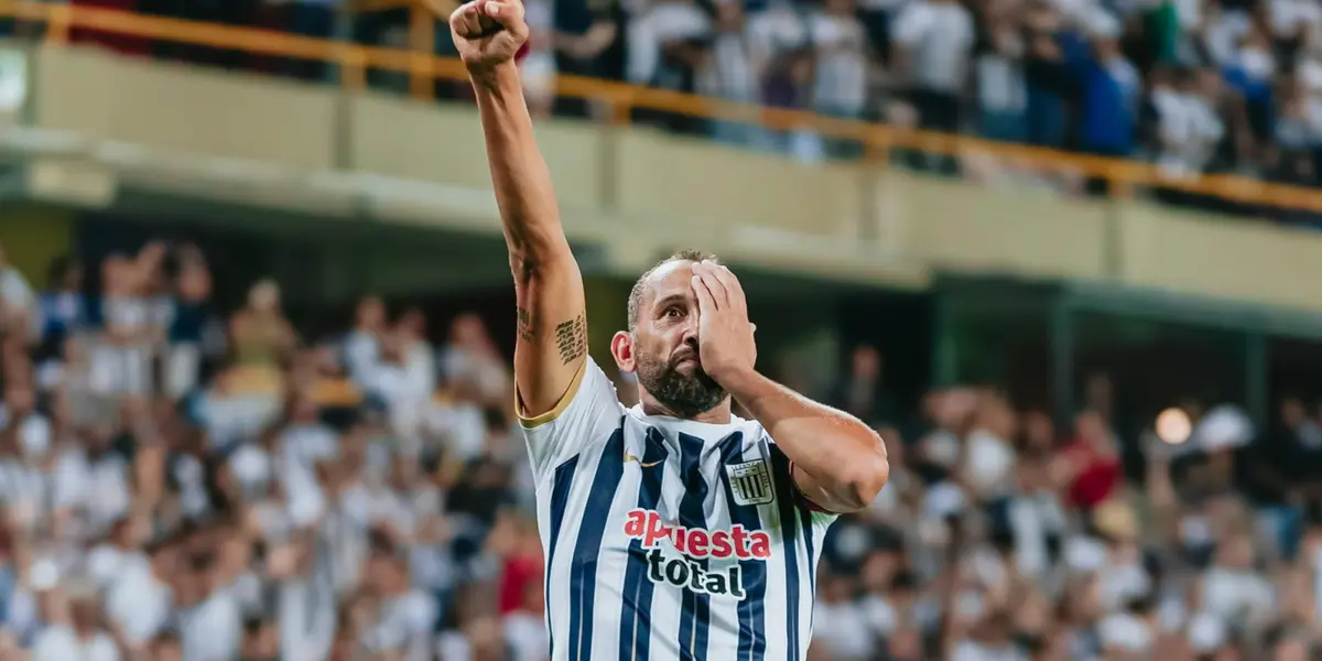 Hernán Barcos suma dos goles más en su paso por Alianza Lima