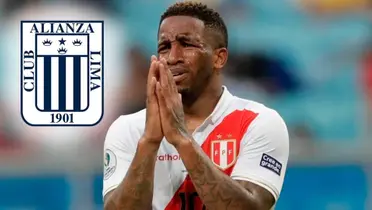 Jefferson Farfán con la camiseta de la Selección Peruana